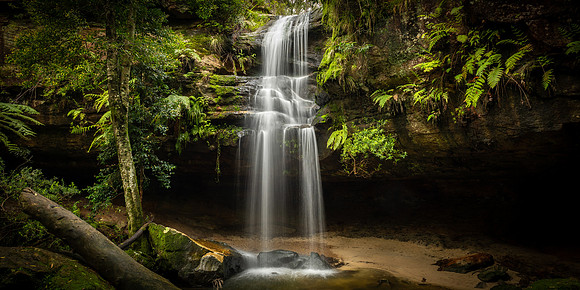 Glow Worm Nook Falls