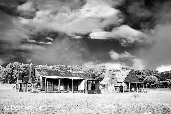 Coolamine Homestead - Koscuiszko National Park
